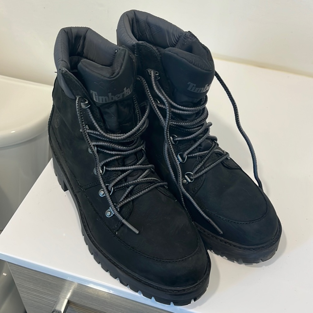 Black Timberland Courmayeur Valley waterproof hiking boots